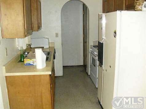 3rd image of 11341 Lake Erie Dr