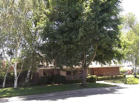 2nd image of 6740 Harrisburg Pl