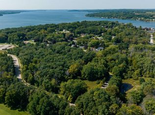424 Evensong Way, Green Lake, WI 54941