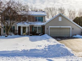 546 Red Spruce Ln, Rochester, NY 14616