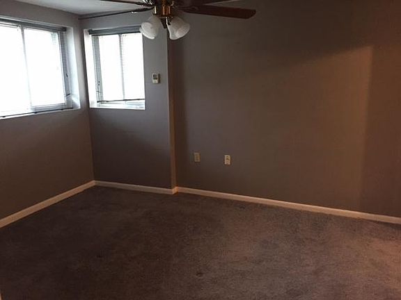 3rd image of 223 Watertree Dr #233