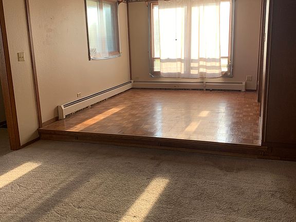 3rd image of 3206 Langenheder St