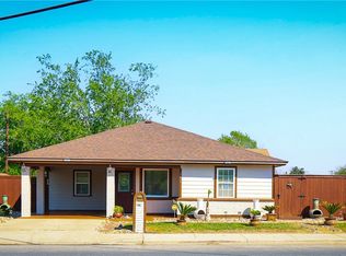 700 N Cameron St, Alice, TX 78332