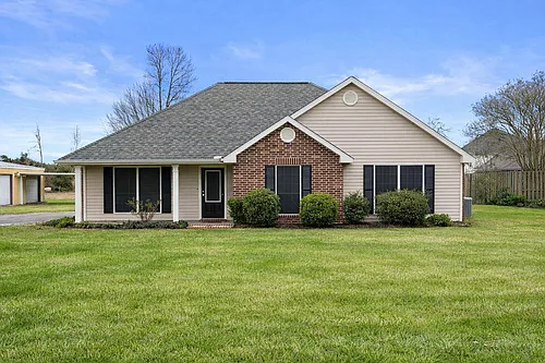 4607 W Prien Lake Rd Photo 1