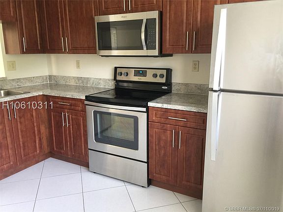 2nd image of 15301 Pembridge Ave APT 60