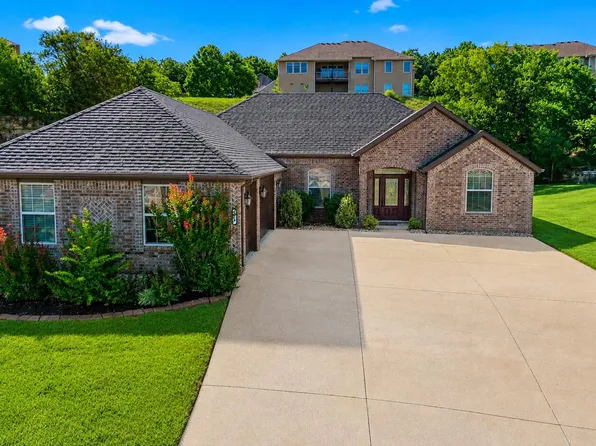 138 Stoney Pointe Drive, Hollister, MO 65672