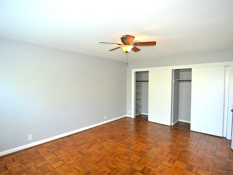 4028 Ledgewood Dr — Photo 19