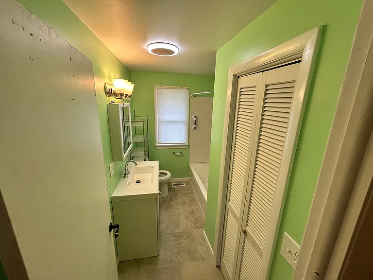 68 Rosemont St #68 — Photo 6
