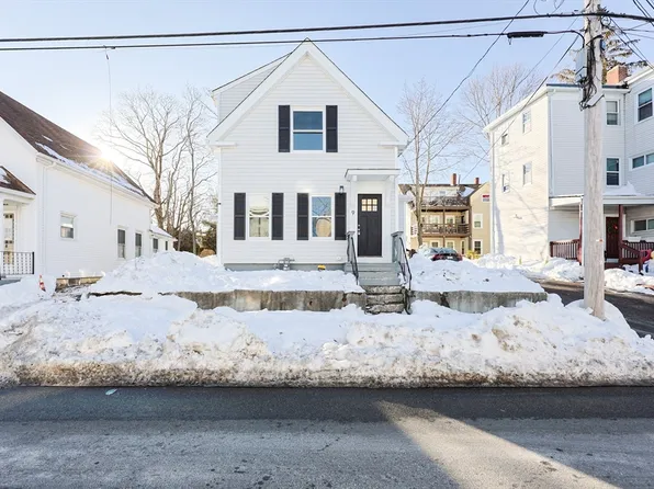 9 Grafton St, Brockton, MA 02301