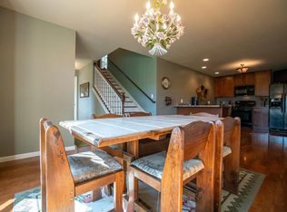 616 Gentry Ln, New Carlisle, IN 46552