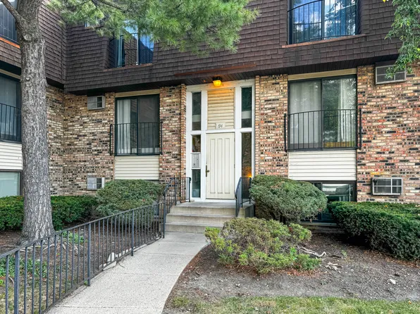 194 S Waters Edge Dr APT 101, Glendale Heights, IL 60139