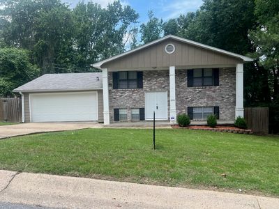 1206 E Twin Lakes Dr, Little Rock, AR, 72205