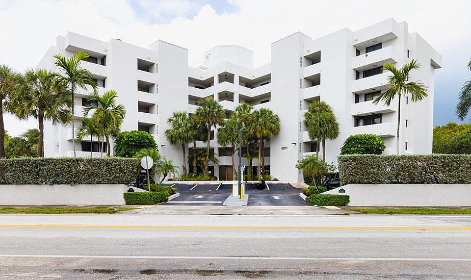 1st image of 4201 N Ocean Dr APT 402