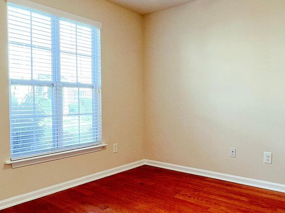 1st floor bedroom/office