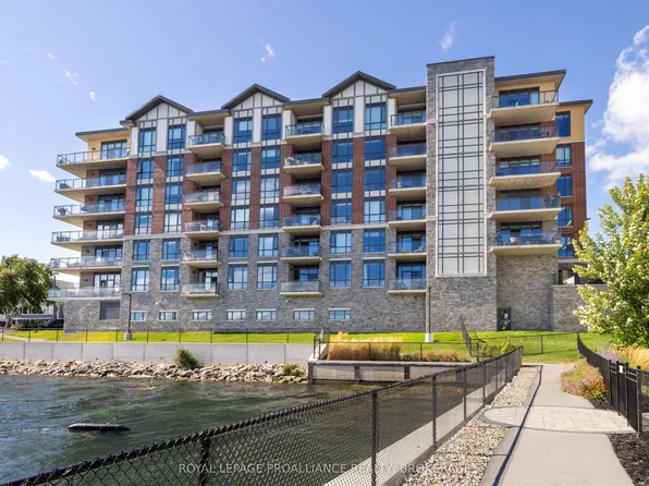 129B South St #218, Gananoque, ON K7G 1A1