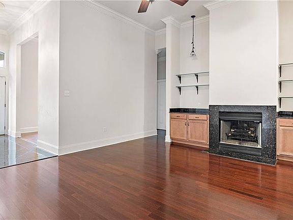 2nd image of 411 Dorado Dr
