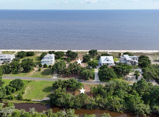 7205 Belle Fontaine Dr, Ocean Springs, MS 39564