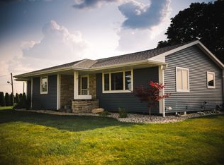 1928 Dowling Hwy, Hudson, MI 49247