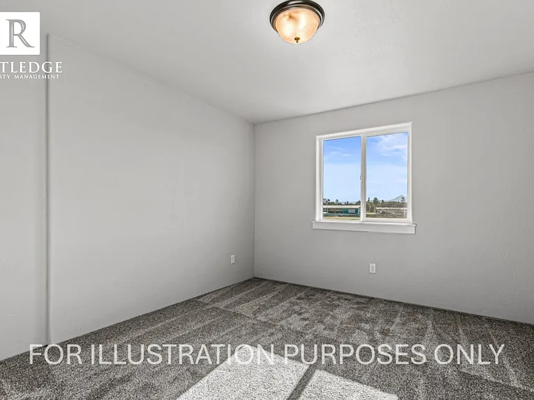 1105 Annalise St — Photo 11