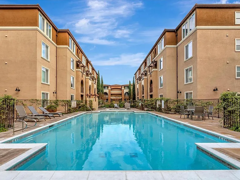 801 S Winchester Blvd #6100 — Photo 30