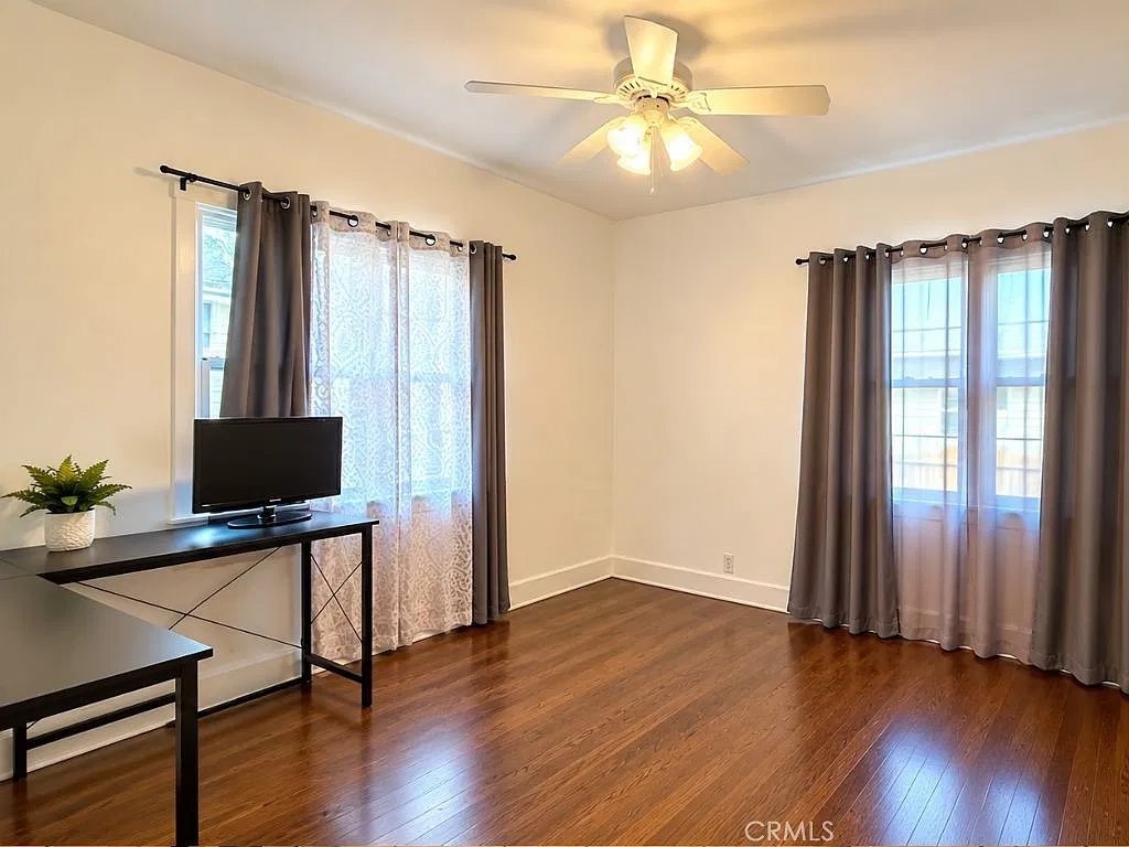 2 bed, 1130 sqft, $3,200 — Photo 4