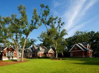 6 Palmetto Rd, Charleston, SC 29407