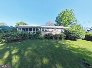 597 Mount Gretna Rd, Elizabethtown, PA 17022