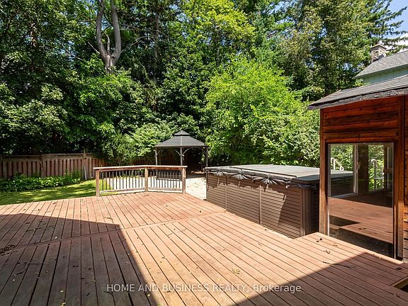 5th image of 1755 Birchwood Dr