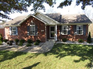 221 Forest Ridge Dr, Frankfort, KY 40601