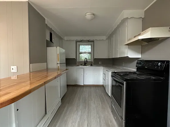 10-12 Silver St #B, Somersworth, NH 03878