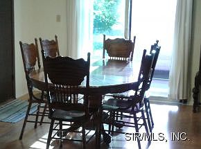 4th image of 360 Hillview Dr