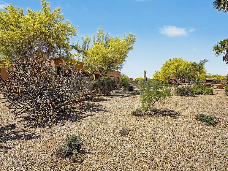 14006 E Mark Ln — Photo 42