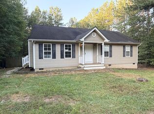 7838 Bridgeport Rd, Arvonia, VA 23004