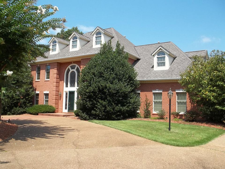 1st image of 104 Westview Ln