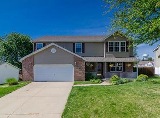 153 Picketts Run, O'Fallon, IL 62269
