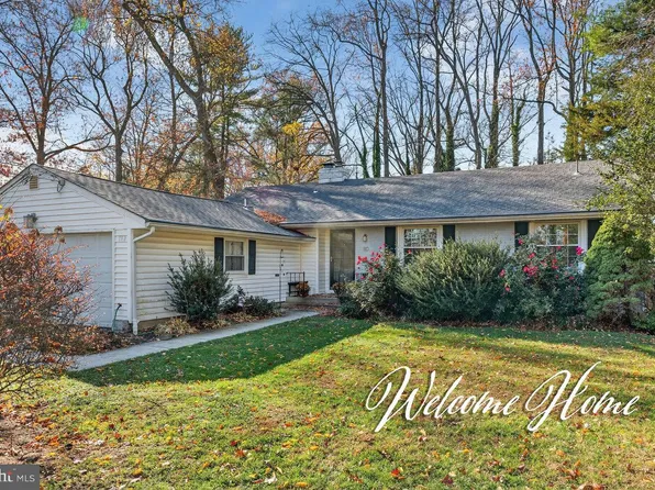 110 Barclay Ln, Cherry Hill, NJ 08034