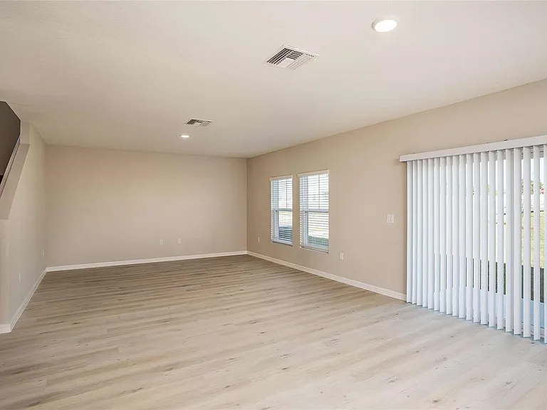 12757 Hysmith Loop — Photo 6