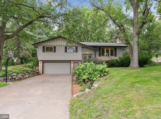 7201 Willow Ln, Minneapolis, MN 55430