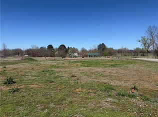 4 W Houston St, Lavaca, AR 72941