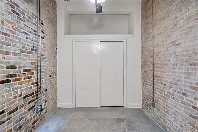 438 Dauphine St #1A — Photo 16