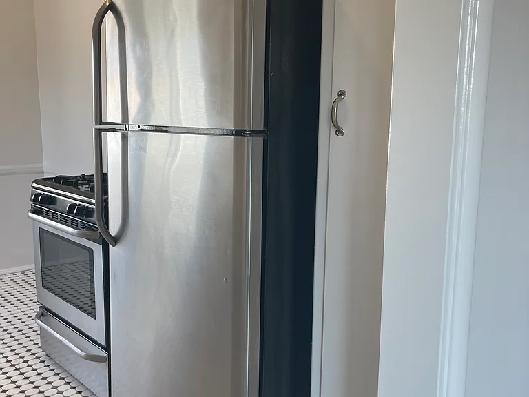 1849 N Harvard Blvd #4 — Photo 8