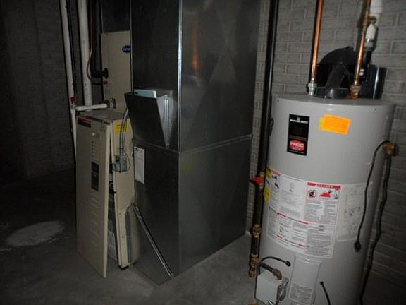 5th image of 14685 Thistledown Ln