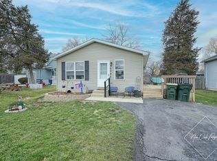 26082 W Ingleside Ave, Ingleside, IL 60041