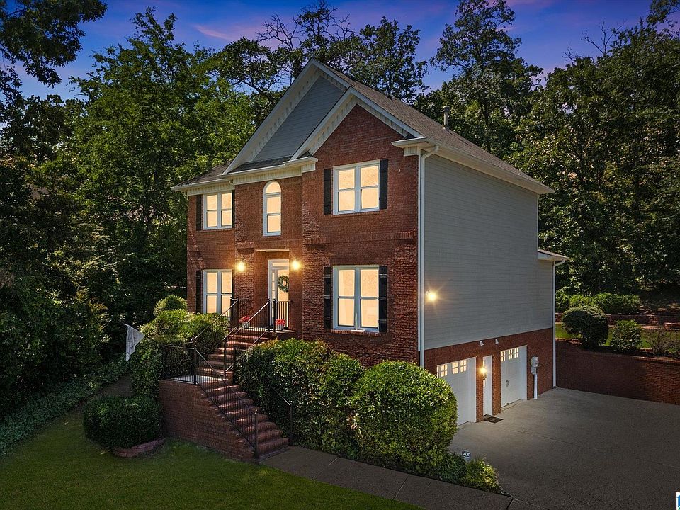 1st image of 1613 Oak Park Ln