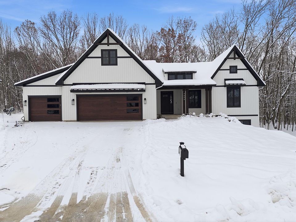1st image of 9898 Windflower Ln