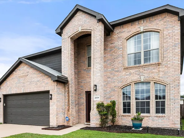 4804 Palm Ridge Dr, Fort Worth, TX 76133