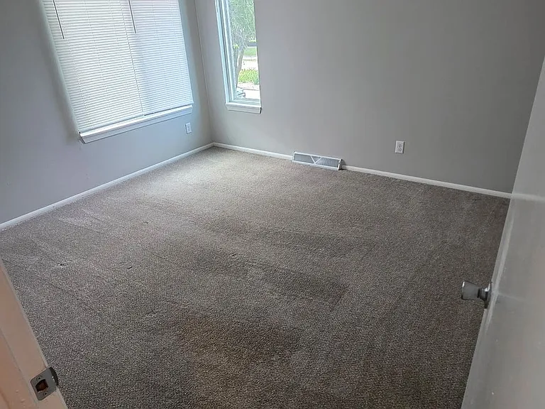 7855 W Oklahoma Ave — Photo 7