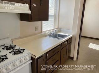 92 Fountain St #2A, Woonsocket, RI 02895