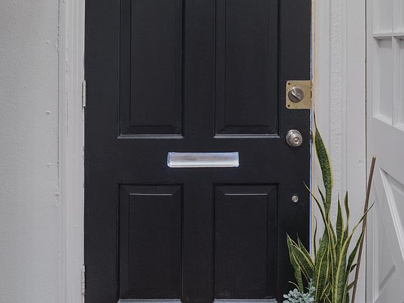 2nd image of 248 Senisa Dr #2
