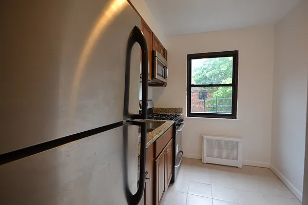 Rented by Silverstein Collection LLC  | media 5